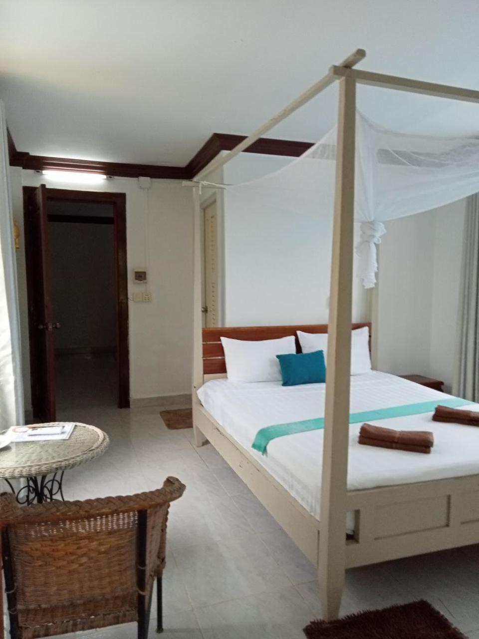 Manoha Villa Sihanoukville Ruang foto